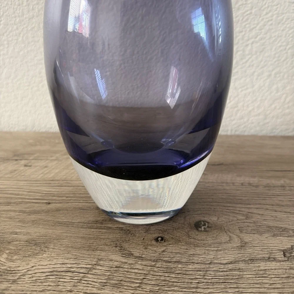 TARNOW POLAND AMETHYST Purple ART GLASS VASE WITH CLEAR BASE Heavy
